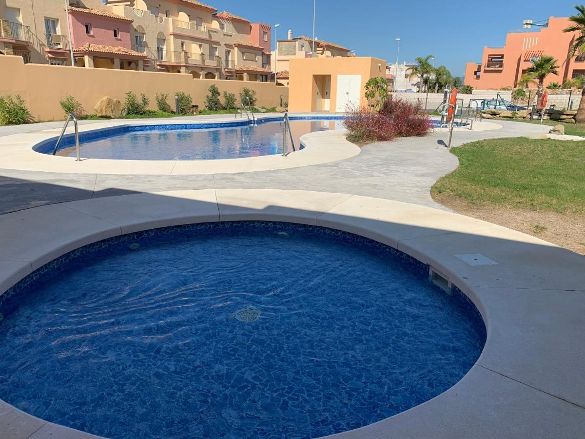 Brand New Apartment طريفة المظهر الخارجي الصورة